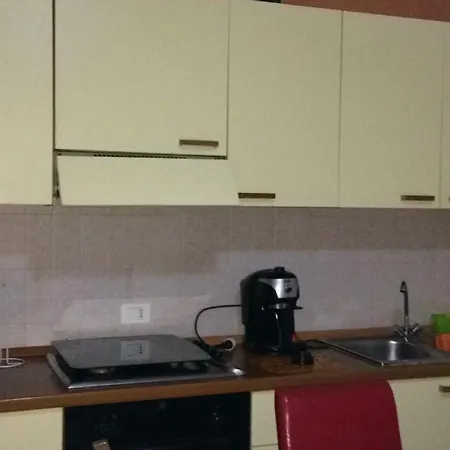 Apartment Airport-Port-Commercial Center-Veranda&Garden-60mq-Giallo Olbia