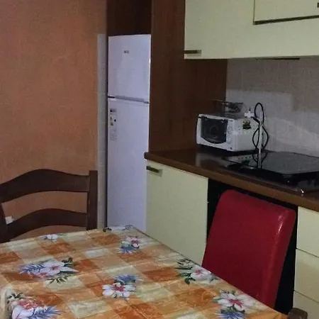 Airport-Port-Commercial Center-Veranda&Garden-60mq-Giallo Apartment Olbia